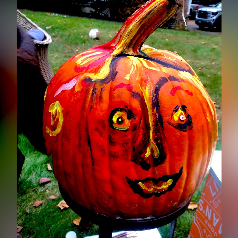 Happy Halloween 🎃 🧛‍♀️😽💯👻🕷🕷🤞💀🤞💰😉😈🏴‍☠️